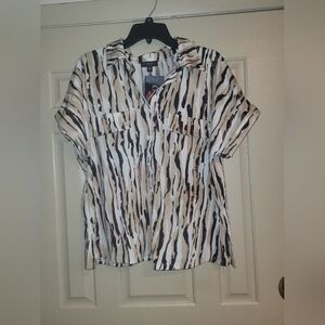 Cocomo Womens Stretchy Safari Style Collared Blouse NWT Womens Plus Size 1XL